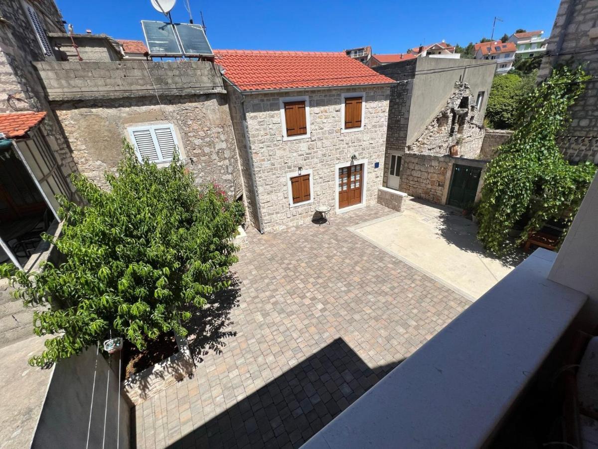 Vila House Tia Vrboska Exteriér fotografie