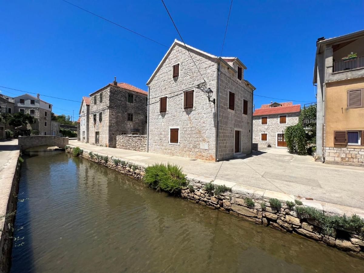 Vila House Tia Vrboska Exteriér fotografie