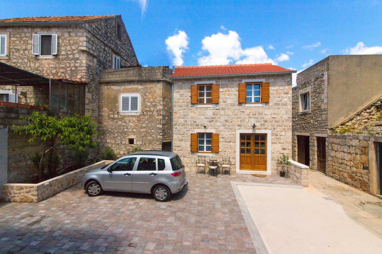 Vila House Tia Vrboska Exteriér fotografie